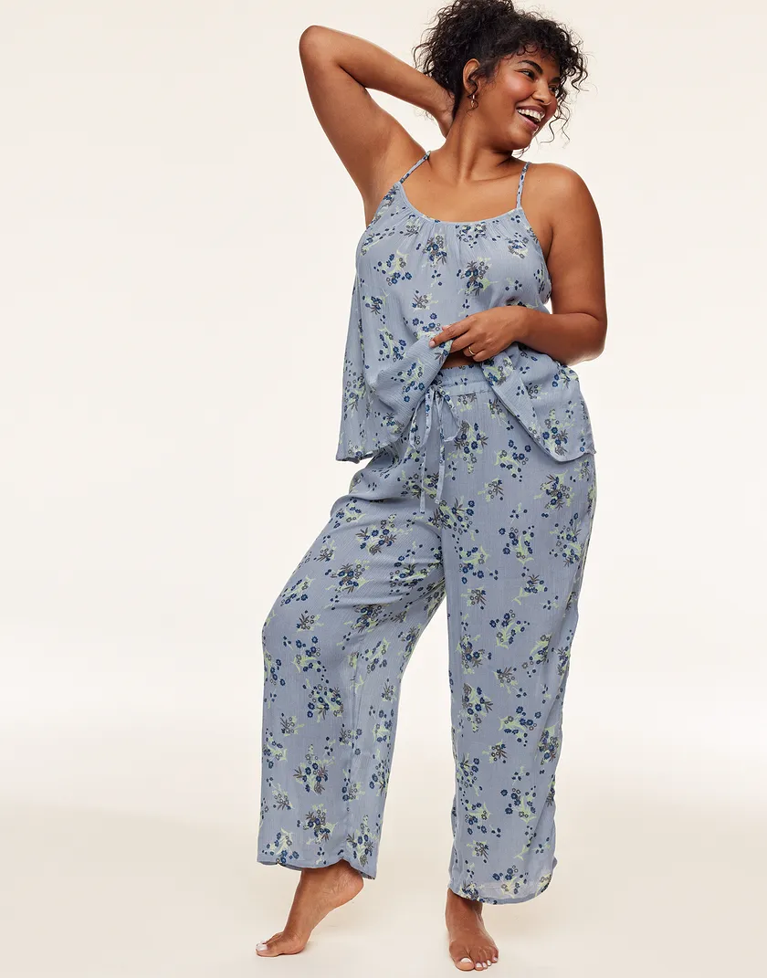 Scout Floral Blue Plus sleepwear bundle Model 1