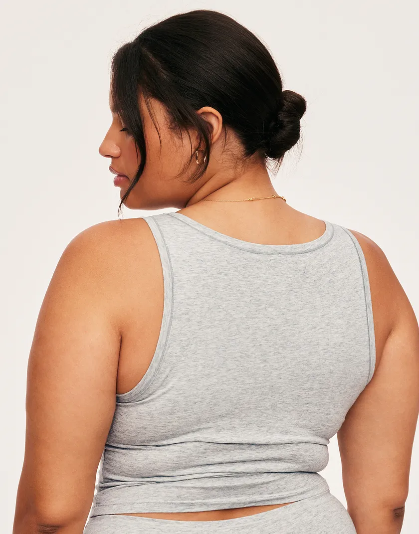 Jolene Gray Plus activewear bundle Model 5