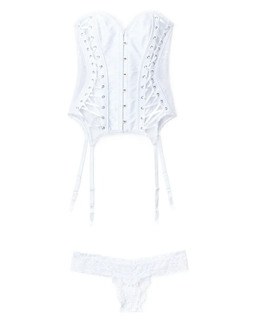 Aurora White Unlined corset bundle Still 3