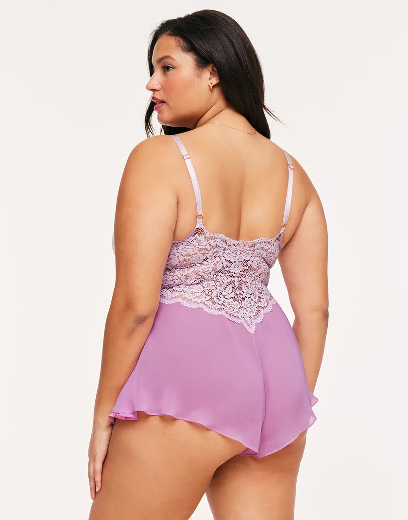 Odessa Medium Pink Plus Unlined lingerie bundle Model 4