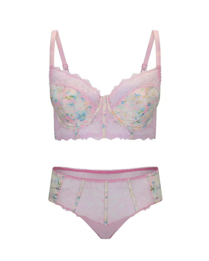 Svana Floral Pink 2 Plus Lightly Lined bra bundle Still 4