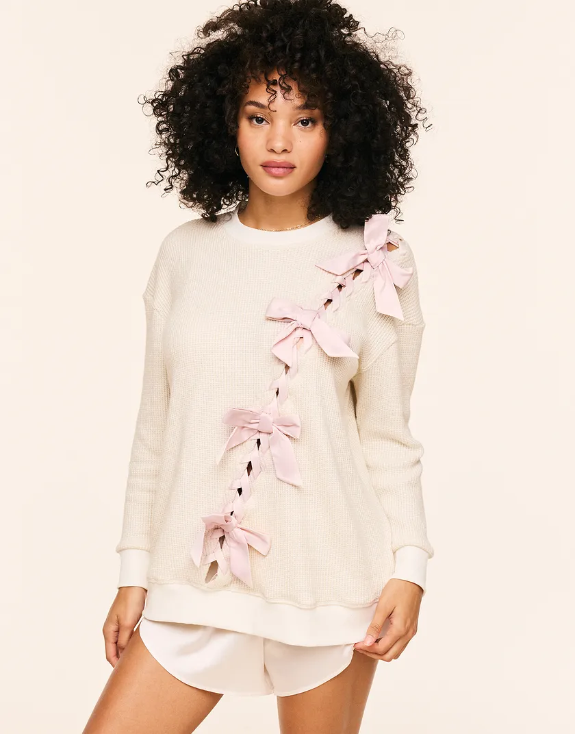 Janine White lounge bundle Model 4