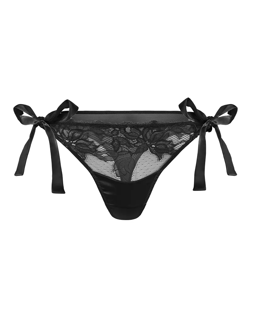 Moxie Thong Black panty bundle Still 2