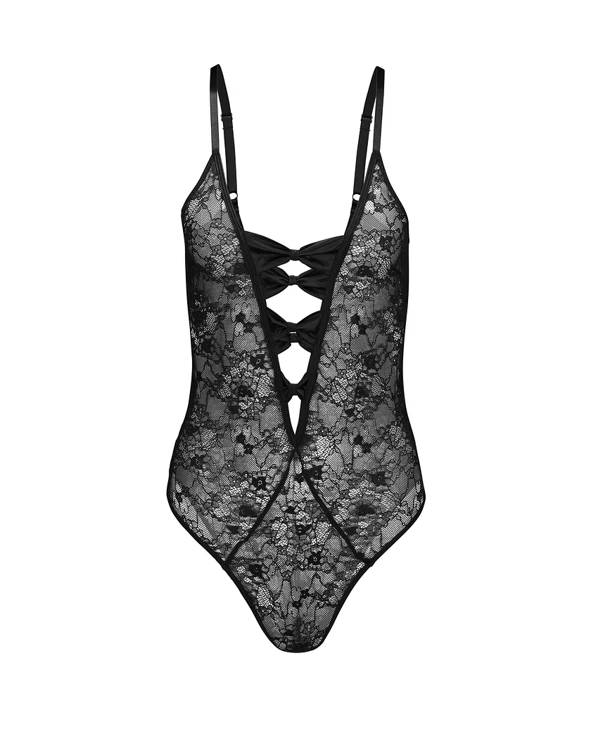 Nelle Black Unlined lingerie bundle Still 2