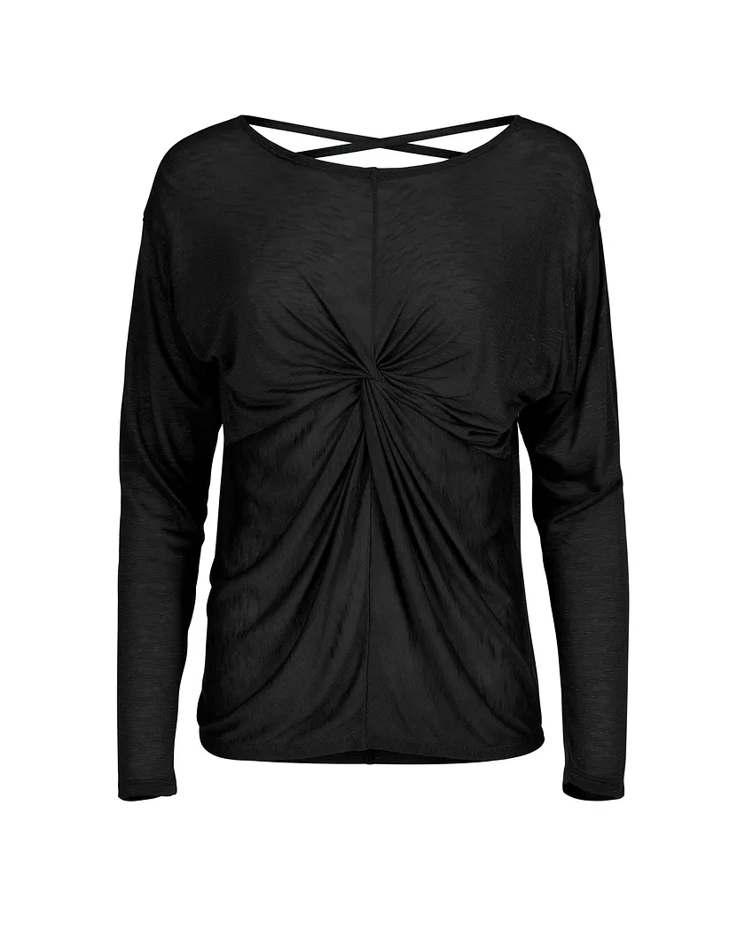 Mallory Black activewear bundle Still 3