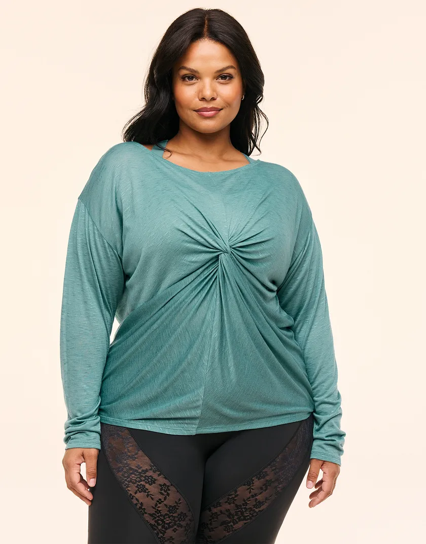 Mallory Medium Green Plus activewear bundle Model 2