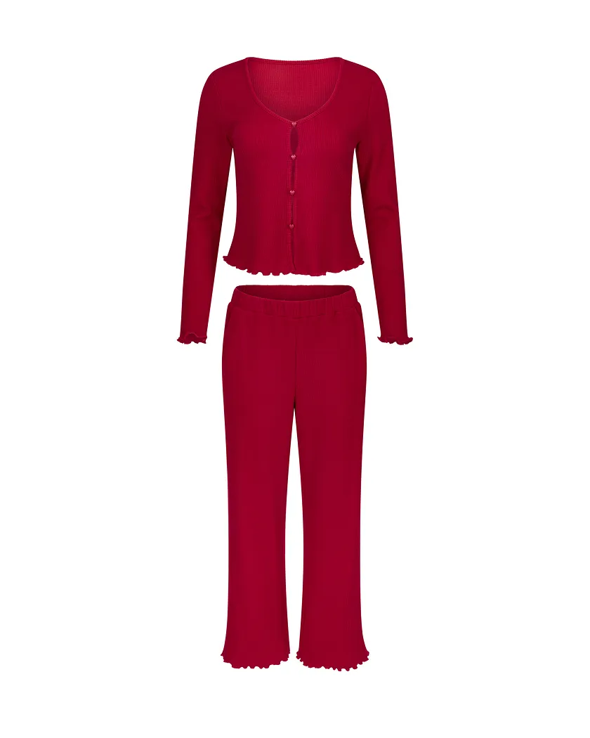 Amrita Dark Red lounge bundle Still 2