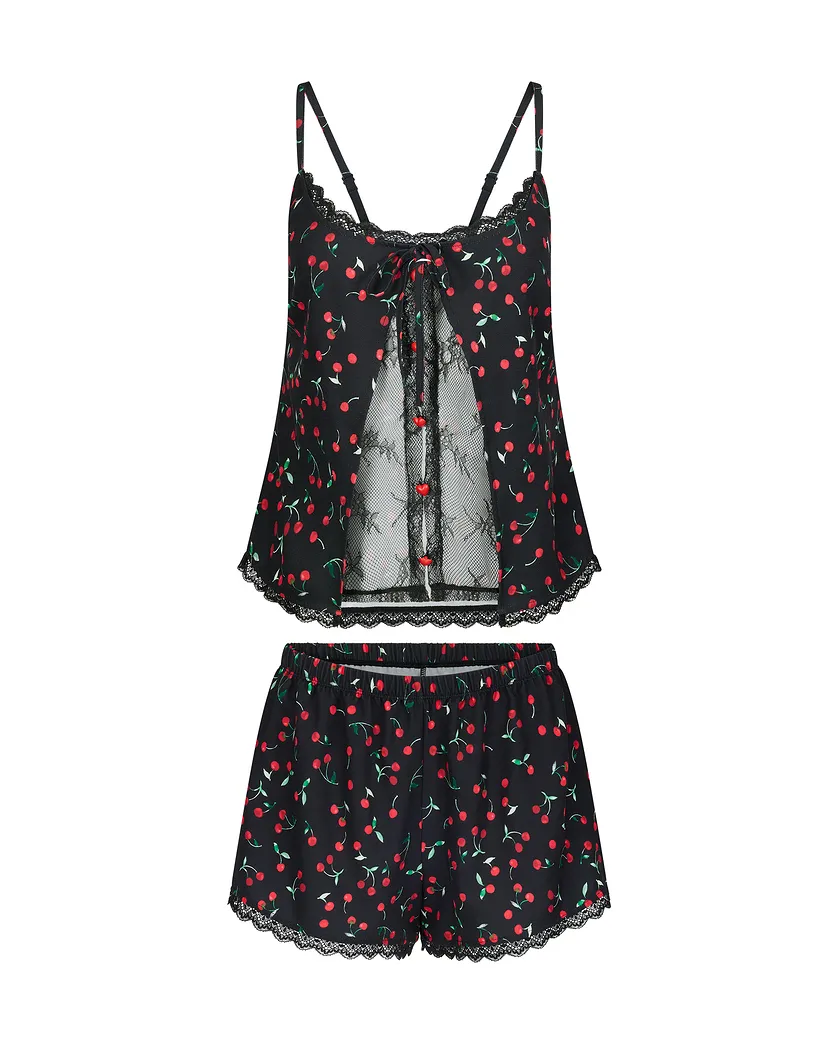Kiora Novelty Black sleepwear bundle Still 3