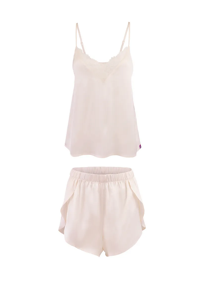 Linny B1 Light White sleepwear bundle Still 3