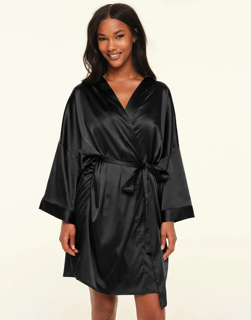Team Bride Satin Robe Black sleepwear bundle Model 5