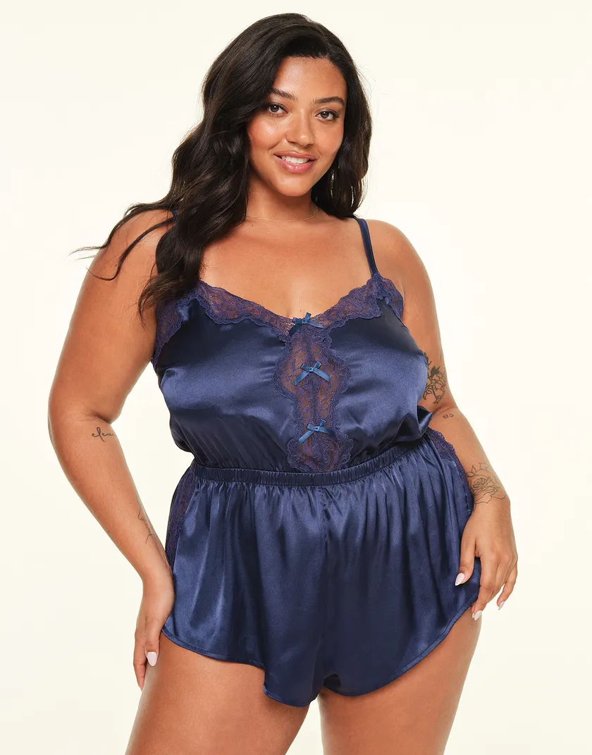 Cilla Dark Blue Plus lingerie bundle Model 2