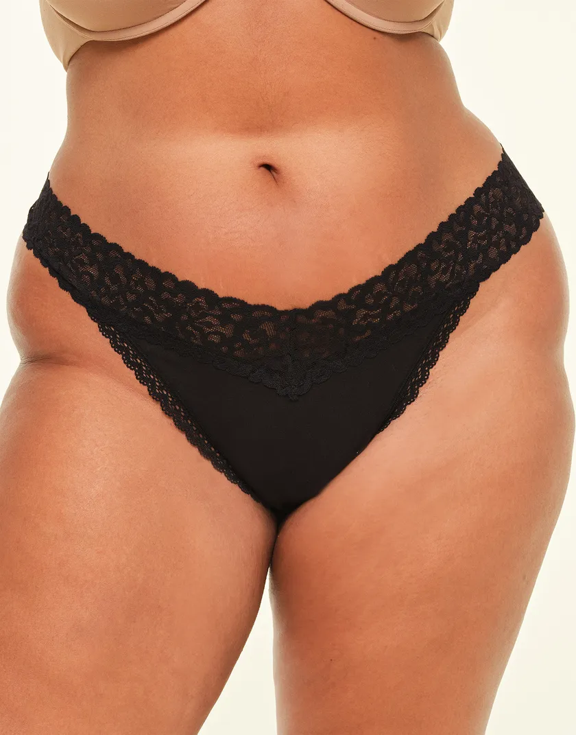 Kourtni B1 Thong Black Plus panty bundle Model 4