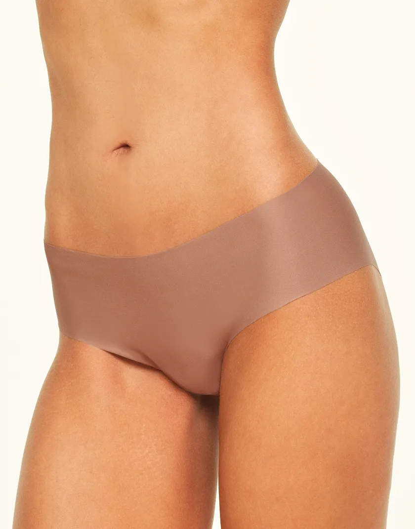 Mabel B1 Hipster Medium Beige panty bundle Model 4