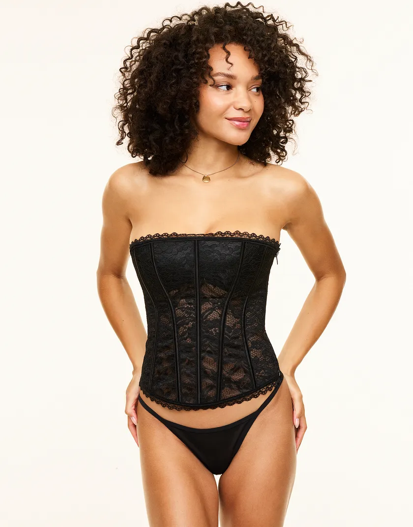 Hailey Black Unlined corset bundle Model 1