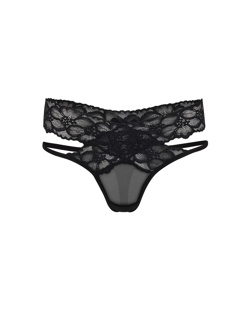 Alma Thong Black panty bundle Still 3