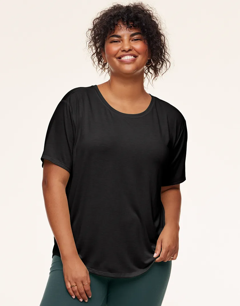 Molly Dark Black Plus lounge bundle Model 2