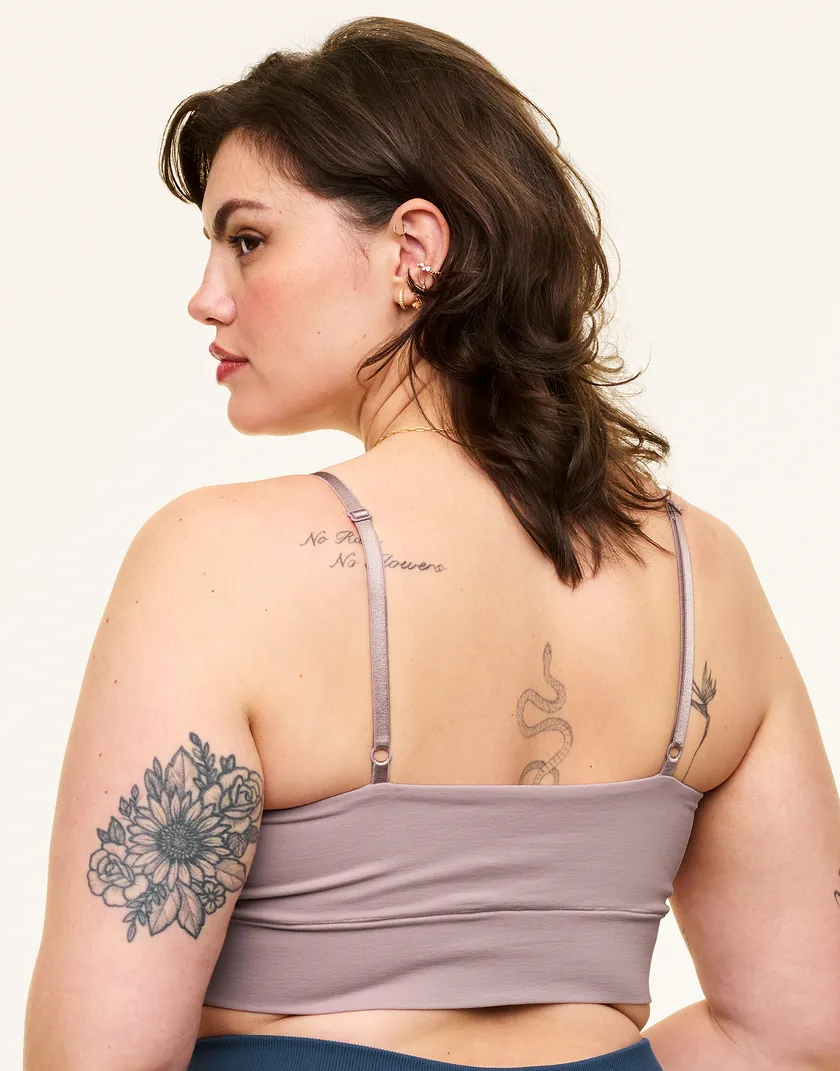 The Everyday Bralette Medium Beige Plus Contour bra bundle Model 5