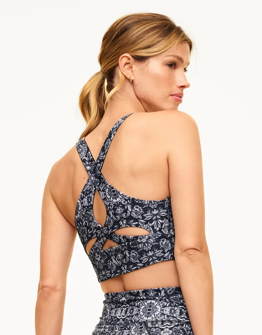 Lotus Crossover Bra Geo Black Lightly Lined activewear bundle Model 4