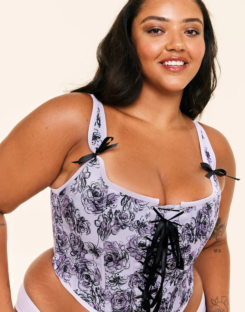 Alex Floral Purple Plus corset bundle Model 2