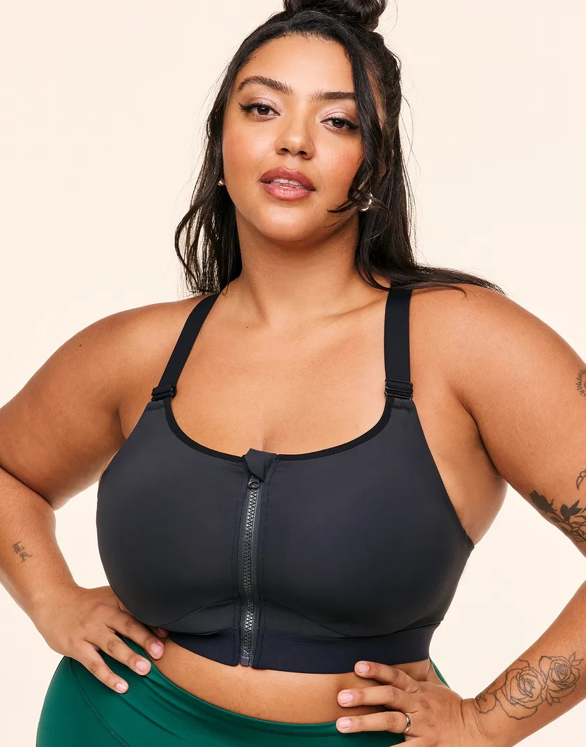 Laticia Black Plus Lined activewear bundle Model 5