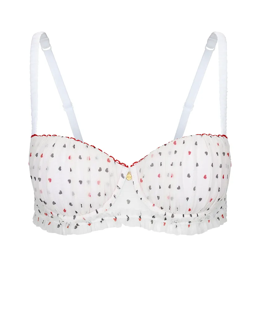 Susie Heart White 5 Plus Contour bra bundle Still 4