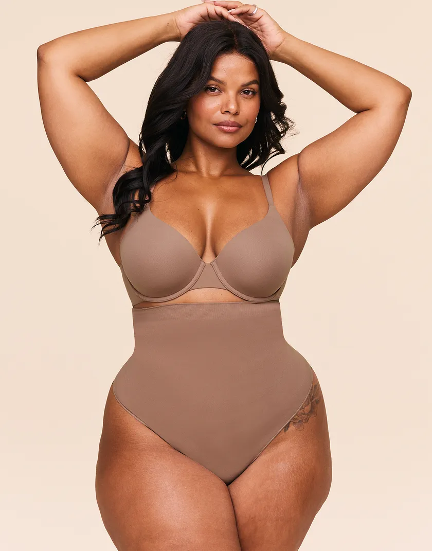 Riya Medium Beige Plus shapewear bundle Model 2