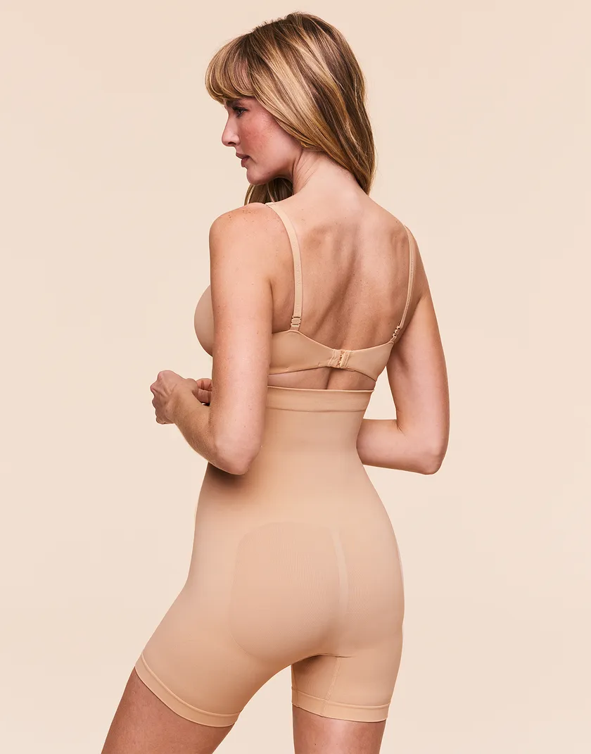 Reece Light Beige shapewear bundle Model 4
