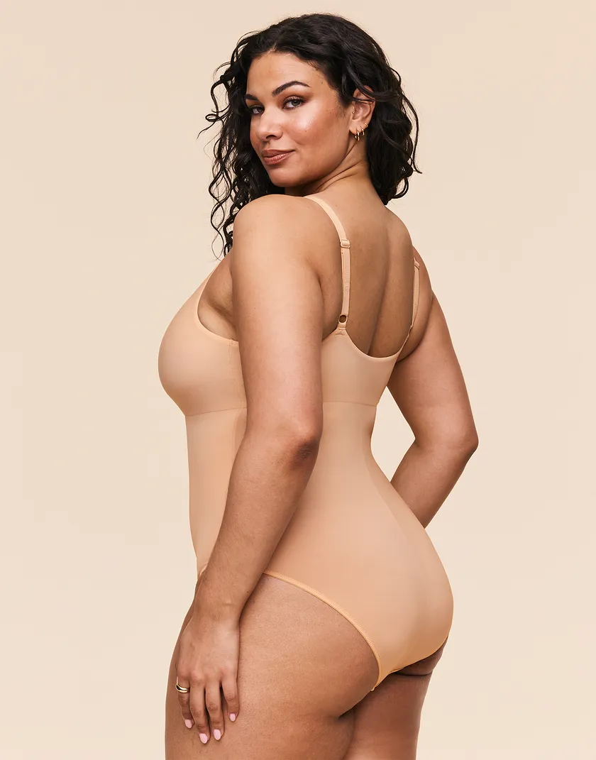 Vanesse Light Beige Plus shapewear bundle Model 5