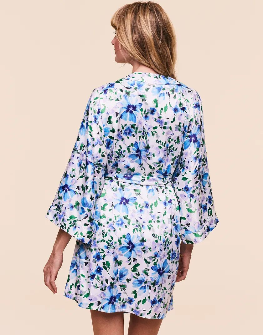 Izabella B1 Floral White sleepwear bundle Model 6