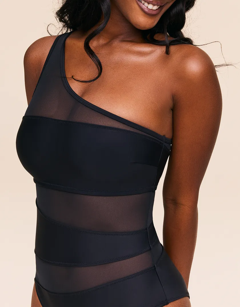 Kimora Black Contour swimwear bundle Model 4