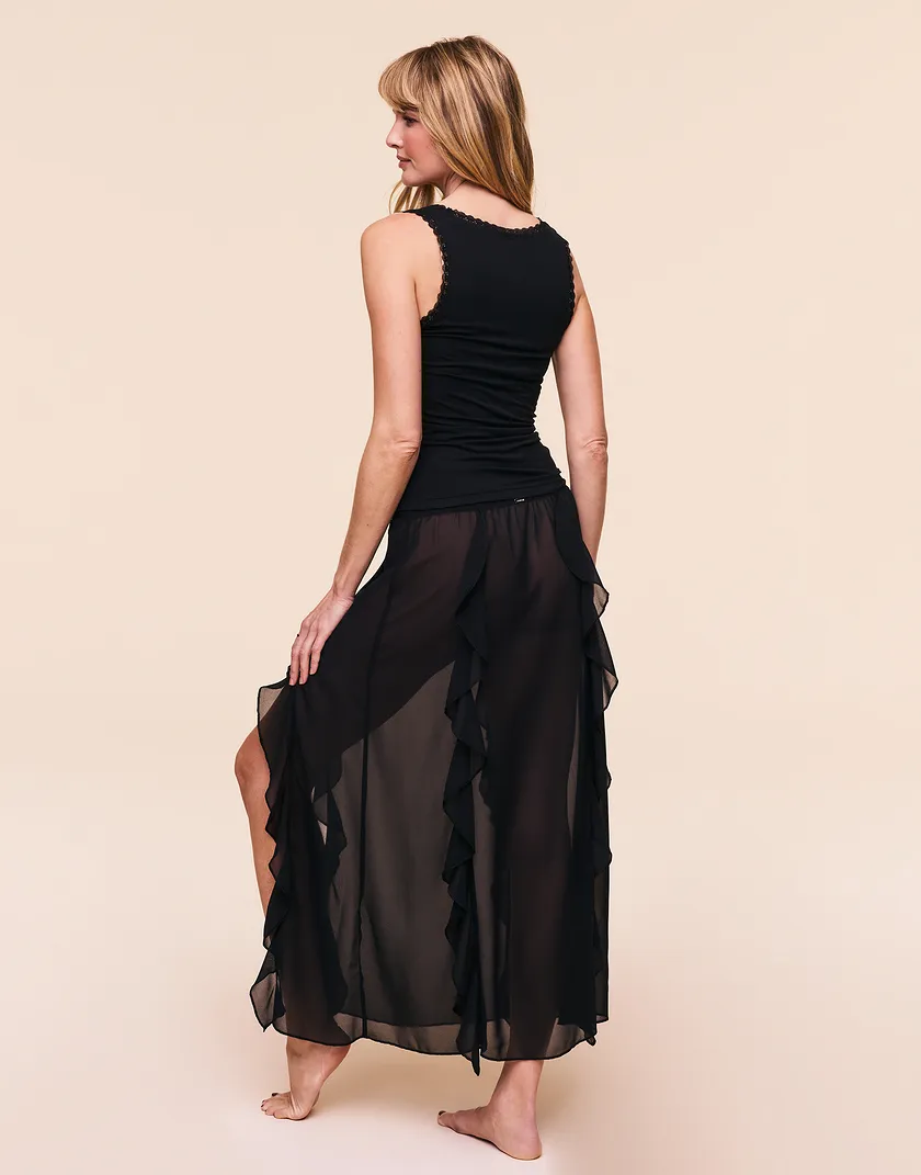 Shawna Black lounge bundle Model 3