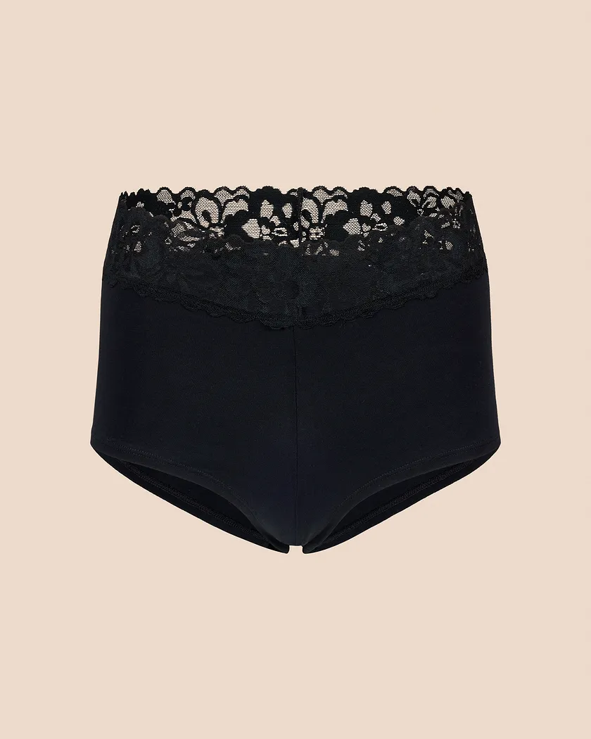 Leondre C1 Shortie Black panty bundle Still 3