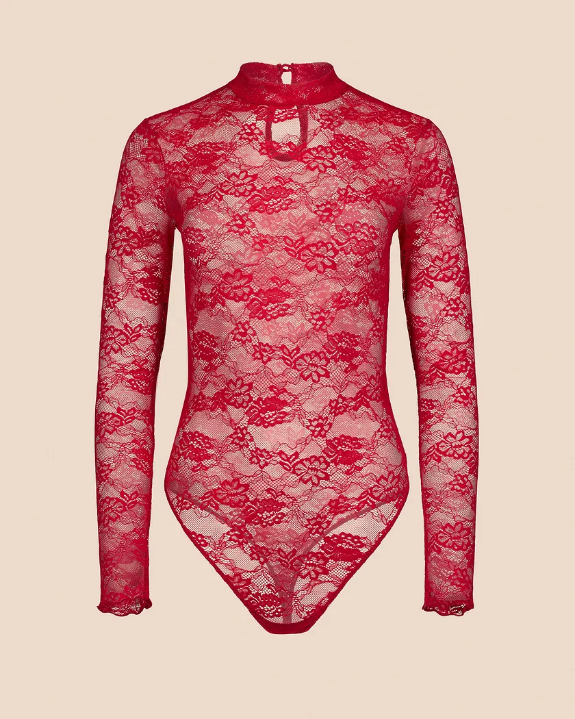 Meredith Dark Red lounge bundle Still 3