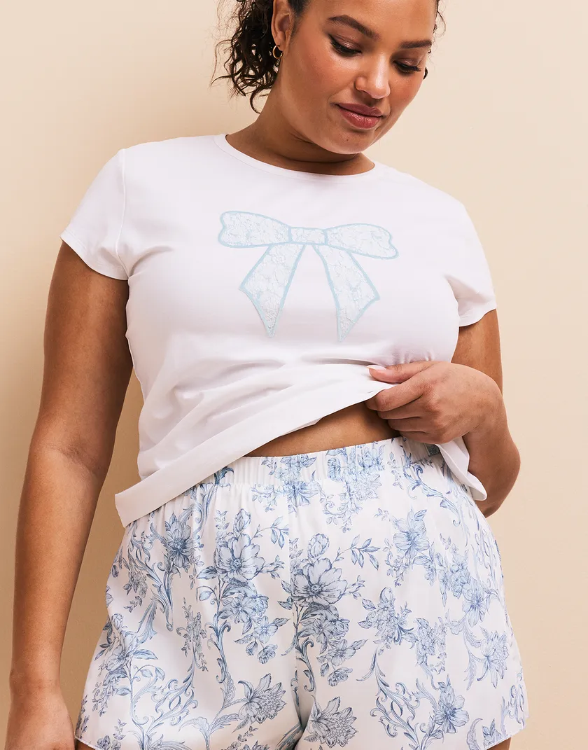 Kassie White Plus sleepwear bundle Model 5