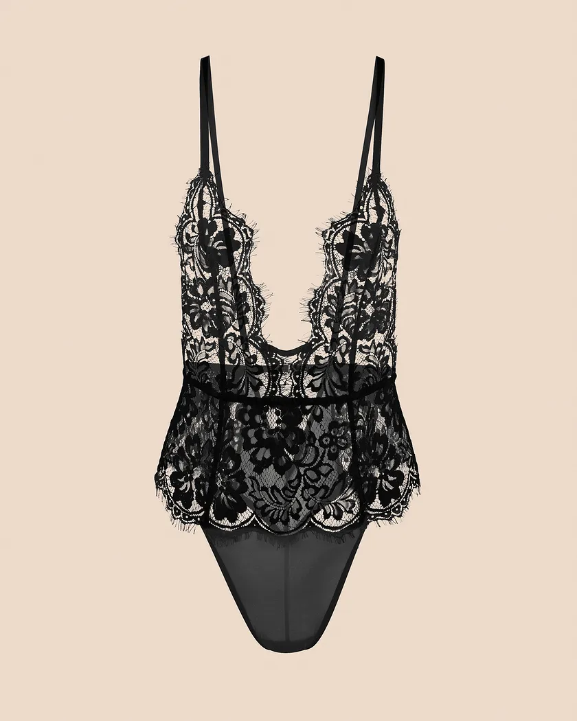 Anouchka Black Unlined lingerie bundle Still 2