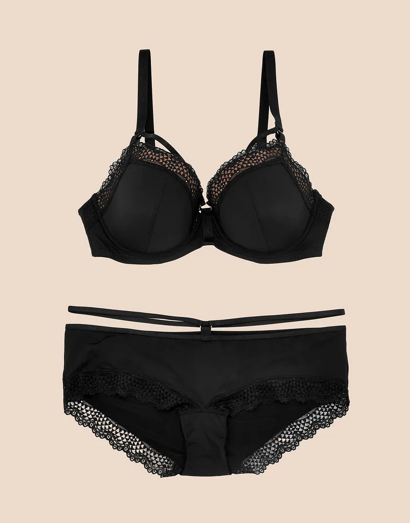 Marca Black 2 Contour bra bundle Still 3