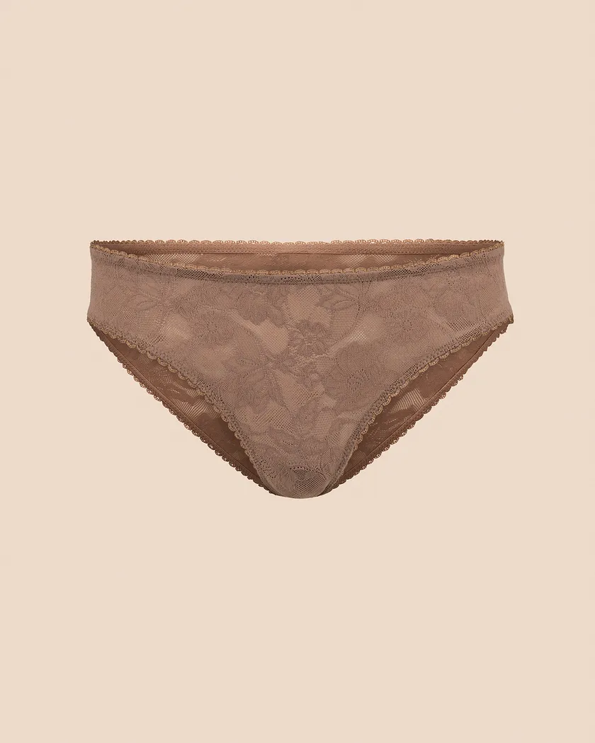 Leina Bikini Medium Beige panty bundle Still 3