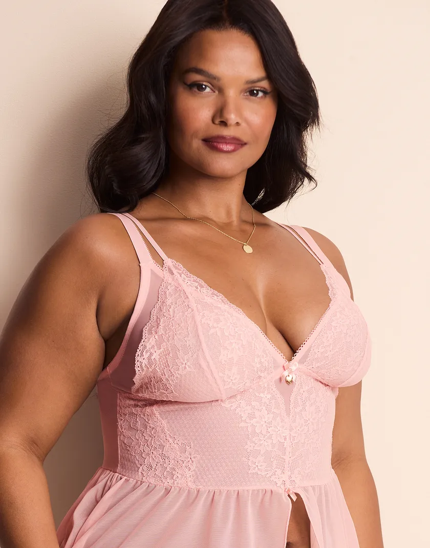 Stevie Light Pink Plus Unlined lingerie bundle Model 5