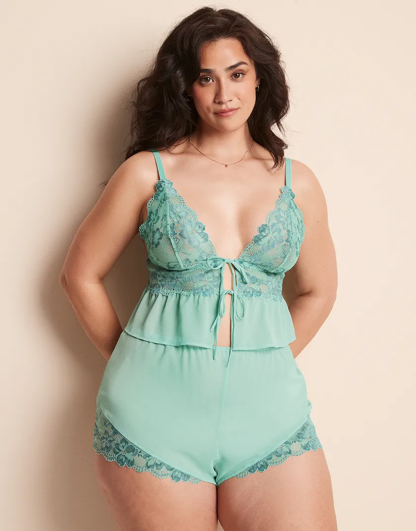 Tammy Medium Green Plus lingerie bundle Model 1